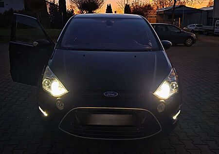 Ford S-Max 2.2 TDCi DPF Durashift-6-tronic Titanium