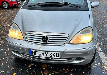 Mercedes-Benz A 190 L Elegance