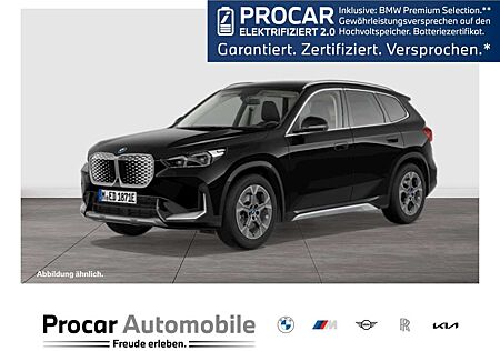 BMW iX1 xDrive30 X LINE+HuD+DA PLUS+AHK+MEMORY