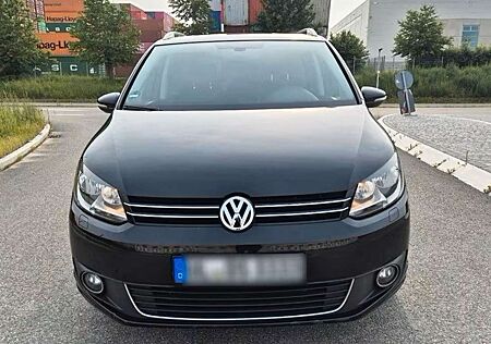 VW Touran Volkswagen 1.6 TDI DSG 7-Sitzer Rückfahrkamera Navi Sc