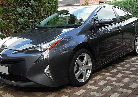 Toyota Prius Prius Hybrid