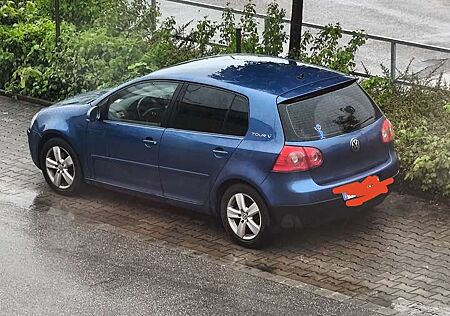 VW Golf Volkswagen 1.9 TDI 4Motion Tour