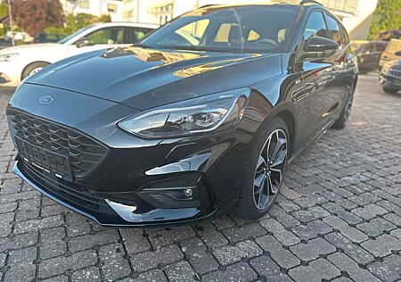 Ford Focus Turnier ST-Line RFK SPUR TOT LHZ A.TEMP