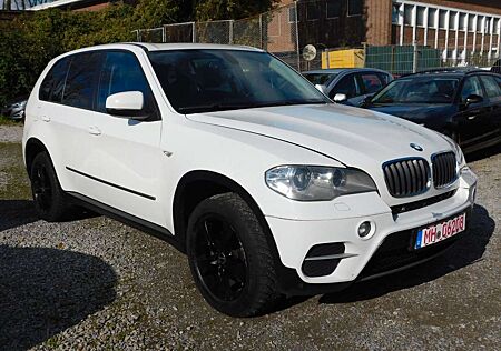 BMW X5 xDrive30d/Leder/Panorama/Navi/Xenon