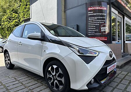 Toyota Aygo x-play FACELIFT/APPLE CAR PLAY/KAMERA/LM