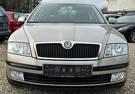 Skoda Octavia 1.6 Ambiente Scheckheft PDC Zahnriemen Automatik