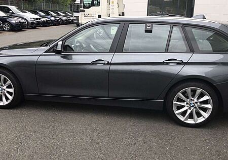 BMW 318d 318 DPF Touring Aut.