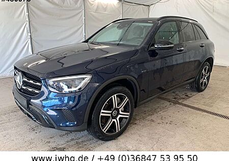 Mercedes-Benz GLC 300 e 4M Multibeam Pano HeadUp Kam.4xSiHz19"