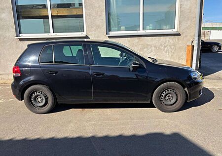 VW Golf Volkswagen 2.0 TDI DPF BlueMotion Technology DSG Comfort