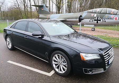 Audi A8 4.2 FSI quattro tiptronic Langversion