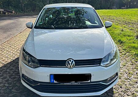 VW Polo Volkswagen Lounge, tolle Ausstattung, sehr gepflegt