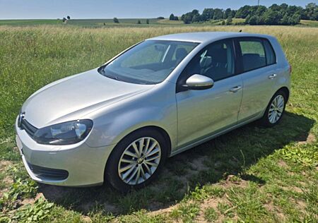 VW Golf Volkswagen 1.6 TDI DPF BlueMotion Trendline