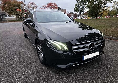 Mercedes-Benz E 200 d T 9G-TRONIC