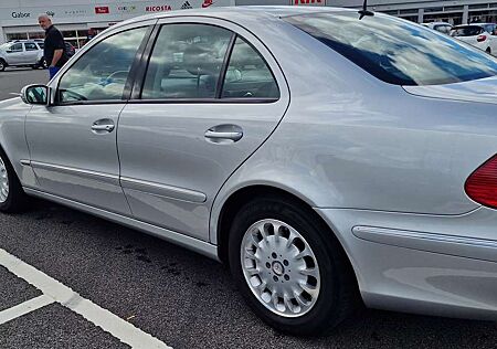 Mercedes-Benz E 320 Elegance