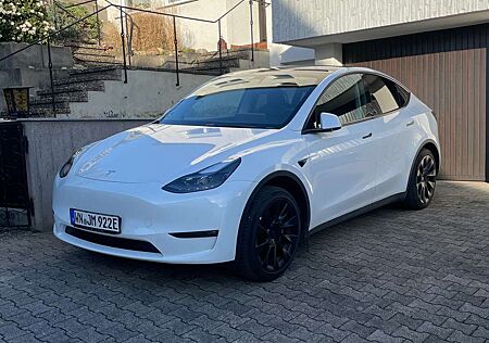 Tesla Model Y Long Range Dual Motor AWD