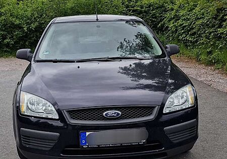 Ford Focus 1.6 16V Ghia