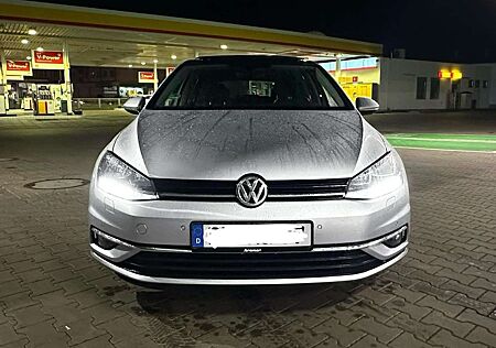 VW Golf Volkswagen 1.6+TDI+SCR+DSG+Join