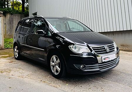 VW Touran Volkswagen Highline