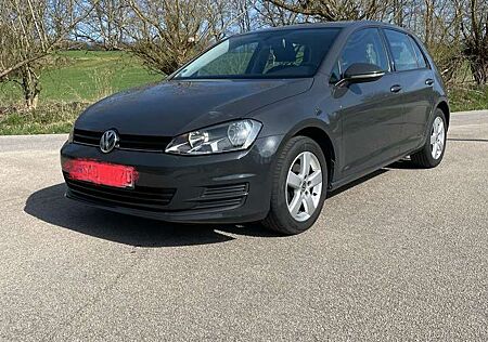 VW Golf Volkswagen Trendline BMT
