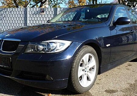 BMW 320d 320 E90 XENON + KLIMA + Schiebedach