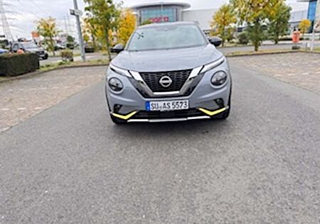 Nissan Juke 1.0 DIG-T DCT Kiiro