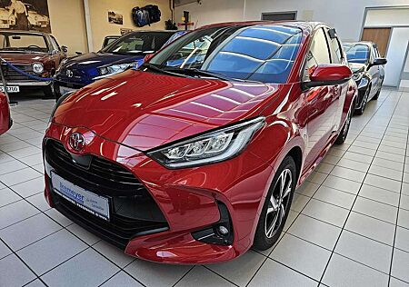 Toyota Yaris 1.5 Team DK Sitzheizung Rückfahrkamera 16 Zoll LM-