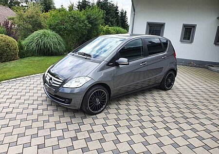 Mercedes-Benz A 160 BlueEFFICIENCY - 17 Zoll Alufelgen