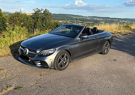 Mercedes-Benz C 220 d Cabrio 9G-TRONIC AMG Line
