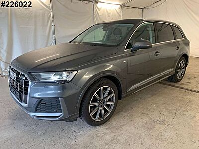 Audi Q7 55 TFSI S-Line ACC+/PANO/20"/VIRTUAL/KAMERA