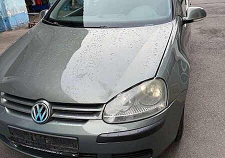 VW Golf Volkswagen Trendline