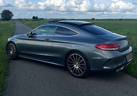 Mercedes-Benz C 200 Coupe 7G-TRONIC AMG Line