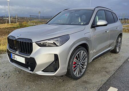 BMW X1 xDrive30e / 25e Hybrid, M-Sportp. 23% Rab. HJW v. -WA