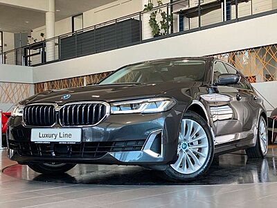 BMW 530 e Lim. LuxuryLine Memory SurrView H&K AHK ACC