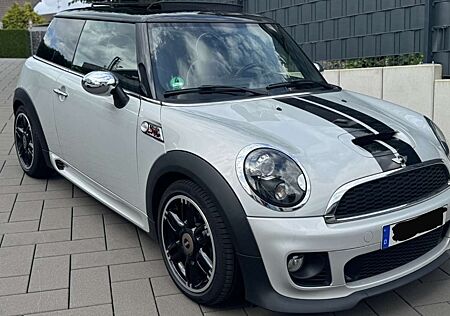 Mini ONE Cooper SD John Cooper Works