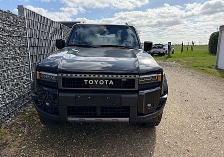 Toyota Land Cruiser 2.8 D-4D 5-S AT 48V 4WD Pano JBL 20" Head Up 360