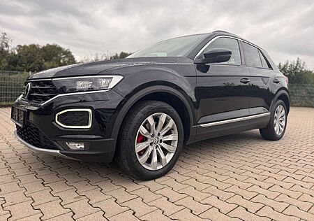 VW T-Roc Volkswagen Sport 4Motion 2,0TSI NAVI DSG AHK ACC