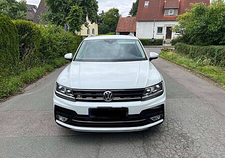 VW Tiguan Volkswagen 2.0 TDI R-Line 150PS DSG Weiß Metallic