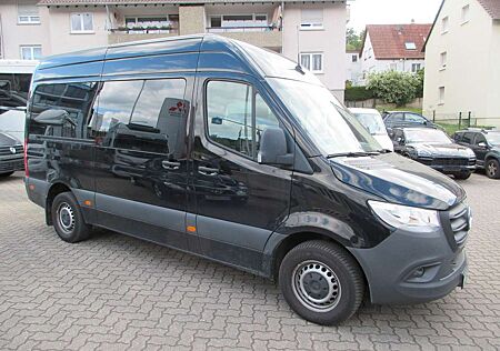 Mercedes-Benz Sprinter III Tourer RWD/317/CDI 8Sitzer/Navigati