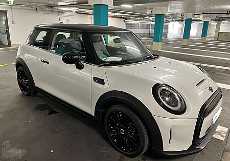 Mini Cooper SE v.WA,Wärmep. DrivingAssist Sitz/Lenkradheiz.