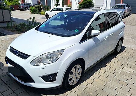 Ford Grand C-Max Titanium
