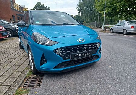 Hyundai i10 Intro Edition Kamera Navi Sitzhzg 2farbig