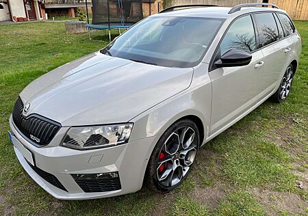 Skoda Octavia +RS+Combi+2.0+TDI+DSG+