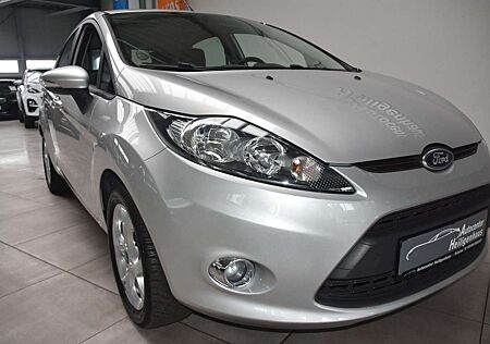 Ford Fiesta Champions Edition Sitzheizung Bluetooth