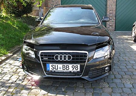 Audi Quattro A4 Avant 3,0 TDI , 6 Gang Getriebee