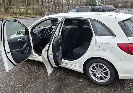Mercedes-Benz B 180 CDI 7G-DCT