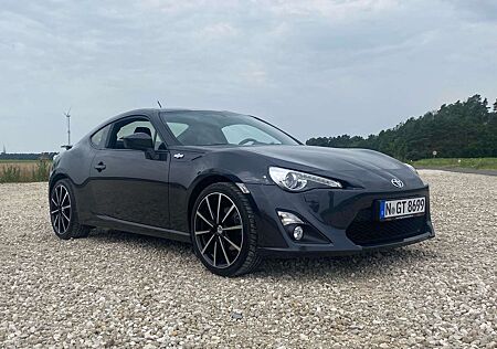 Toyota GT86 8-Fach Bereift