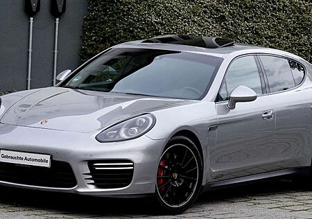 Porsche Panamera GTS *SPORT CHRONO* 18 WEGE* GEPFLEGT*
