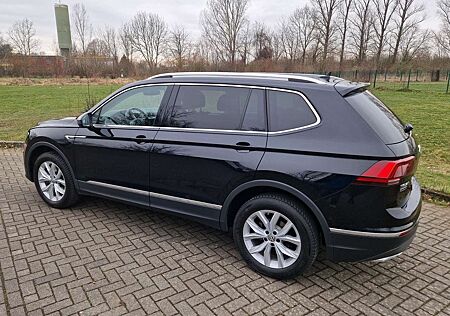 VW Tiguan Allspace Volkswagen Highline 4Motion