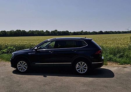 VW Tiguan Allspace Volkswagen Highline 4Motion