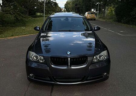 BMW 318 E90 2. Hand *Bi-Xenon*Panoramadach*Tempomat